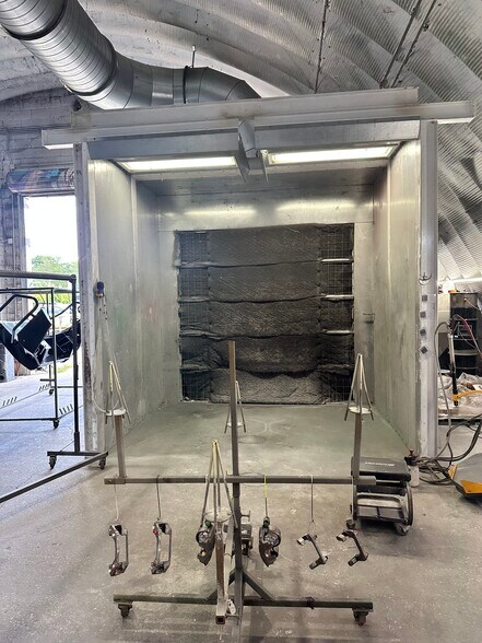 More Photos Of 6332 Blanding Blvd, Jacksonville Service For Sale