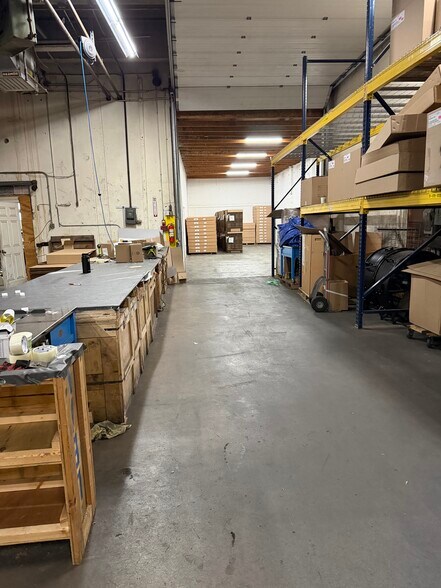 More Photos Of 41 Washington Ave, East Haven Industrial For Lease