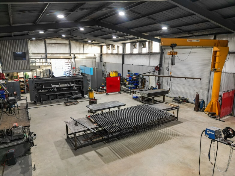 More Photos Of 1113 Innovation Dr, Bryan Industrial For Lease