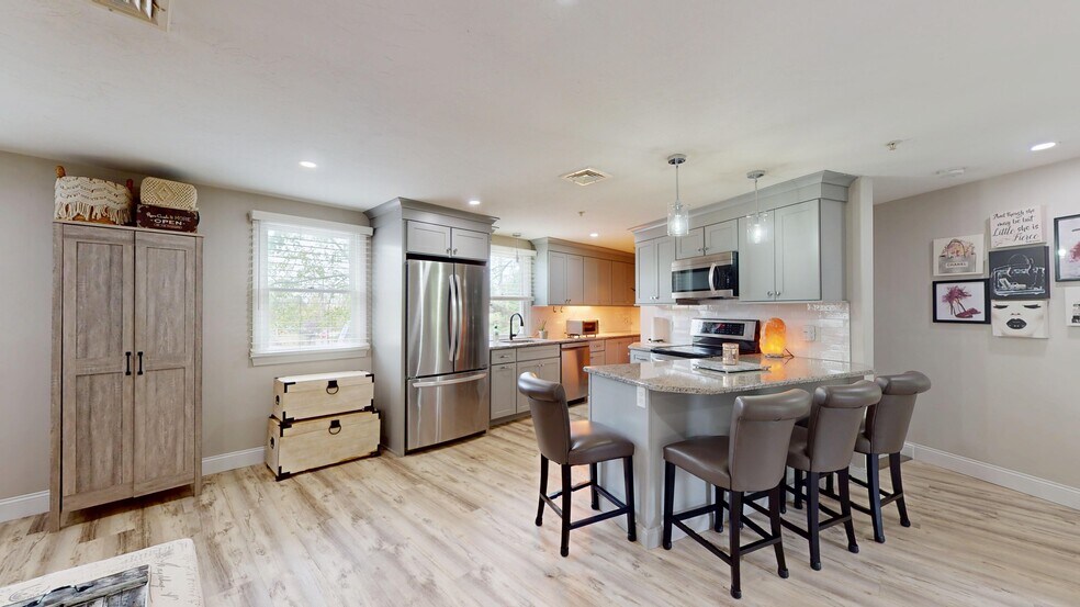More Photos Of 400 Main St, Reading Office Residential For Sale