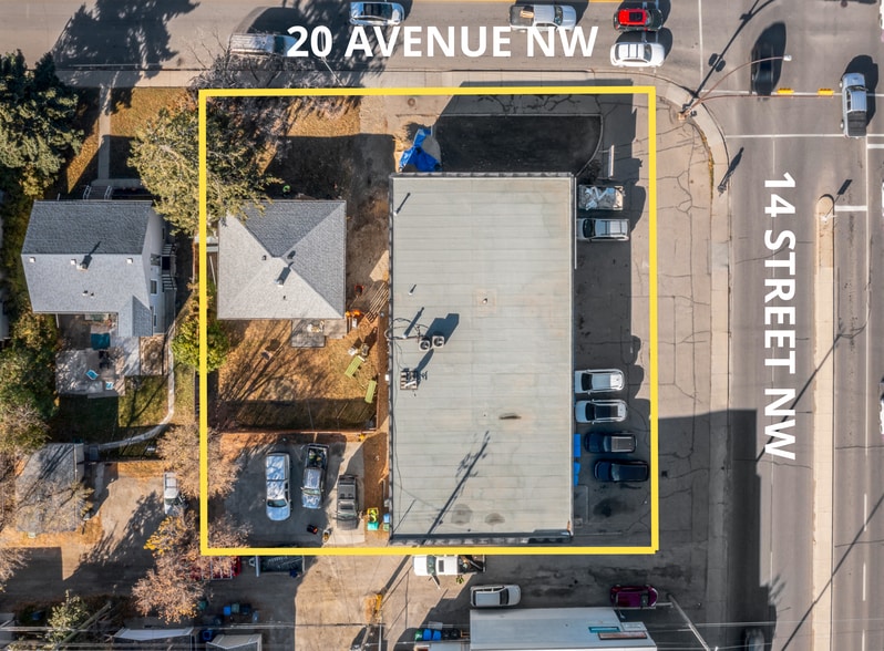 More Photos Of 1507 20 Av NW, Calgary Freestanding For Sale