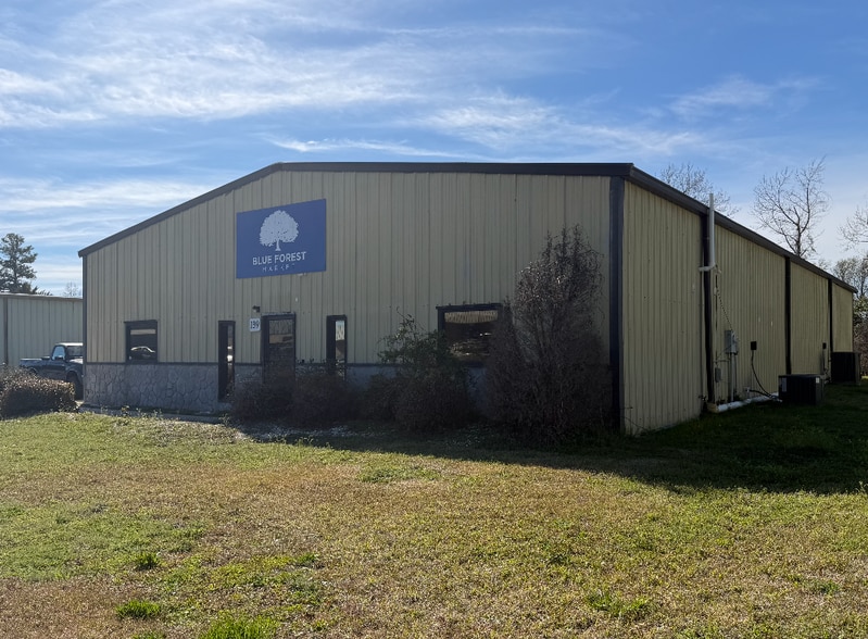 More Photos Of 137 Industrial Dr, Morehead City Industrial For Sale