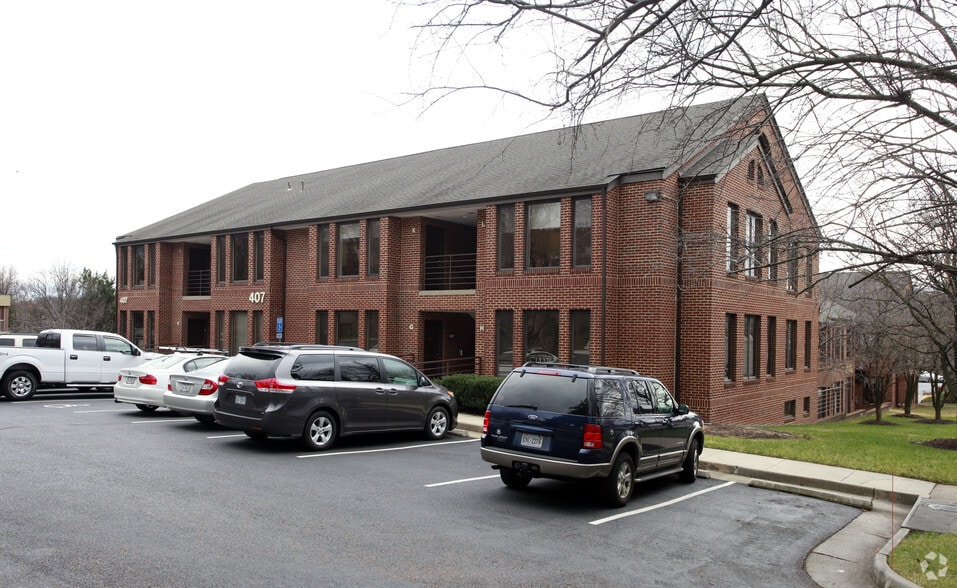 Primary Photo Of 407 Church St NE, Vienna Medical For Lease