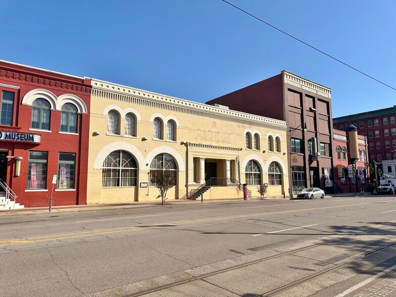 More Photos Of 17 E Sheridan Ave, Oklahoma City Restaurant For Lease