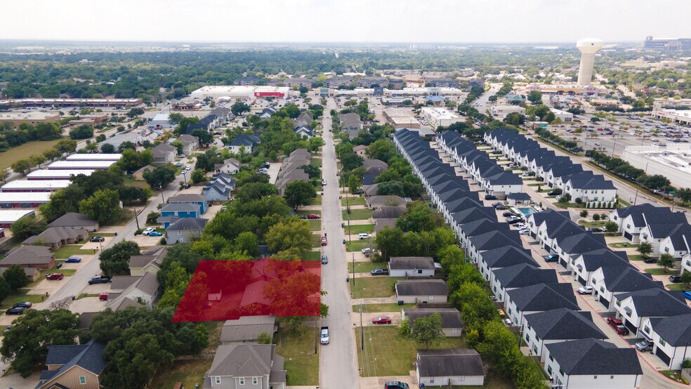 More Photos Of 202 Richards St, College Station Land For Sale