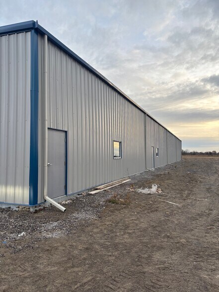 More Photos Of 94 Sharp Rd, Brighton Manufacturing For Sale