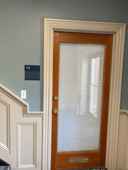 More Photos Of 1341 Hamburg Tpke, Wayne Office For Lease