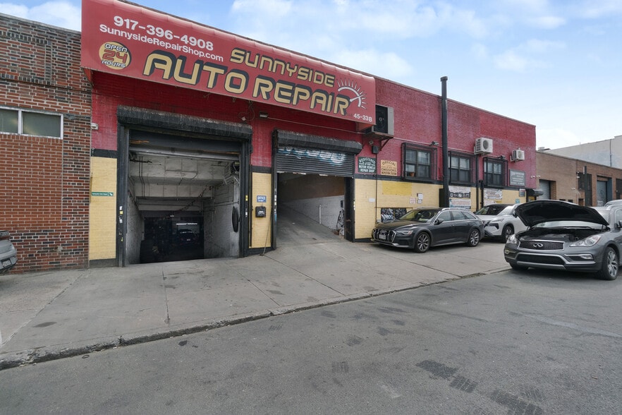 Primary Photo Of 4533 37th St, Long Island City Warehouse For Lease