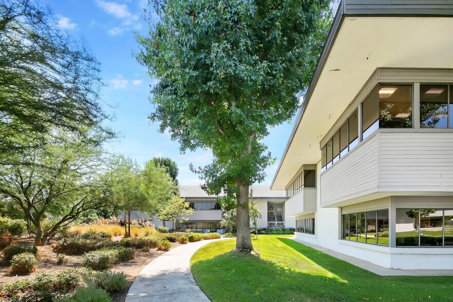 More Photos Of 5500 Ming Ave, Bakersfield Medical For Lease