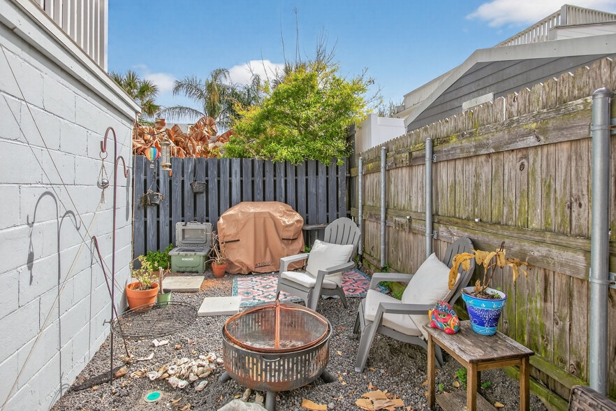 More Photos Of 123 Margaret St, Neptune Beach Multifamily For Sale