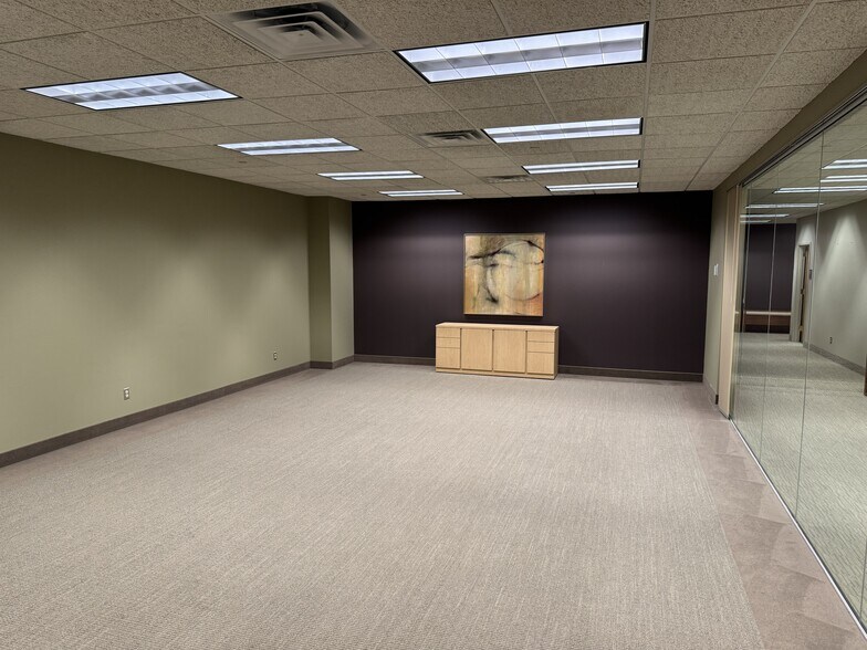 More Photos Of 400 Valley Rd, Mount Arlington Medical For Lease