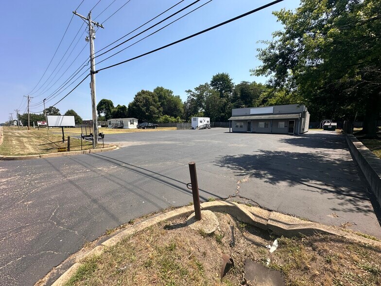 More Photos Of 30122 Three Notch Rd, Charlotte Hall Medical For Sale