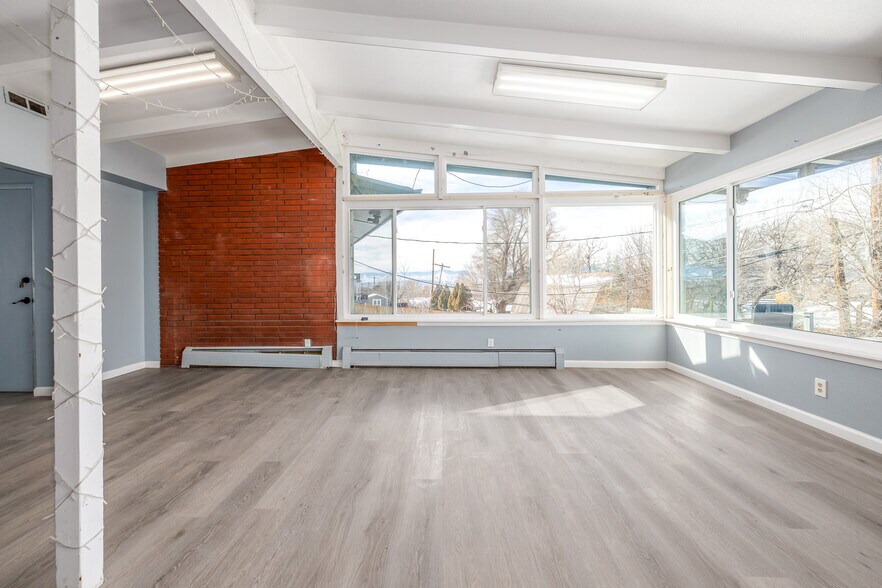 More Photos Of 8221 Bradburn Dr, Westminster Office For Sale