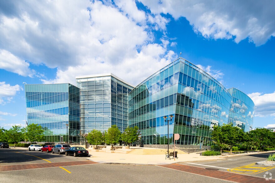 Primary Photo Of 5 Crescent Dr, Philadelphia Office For Lease