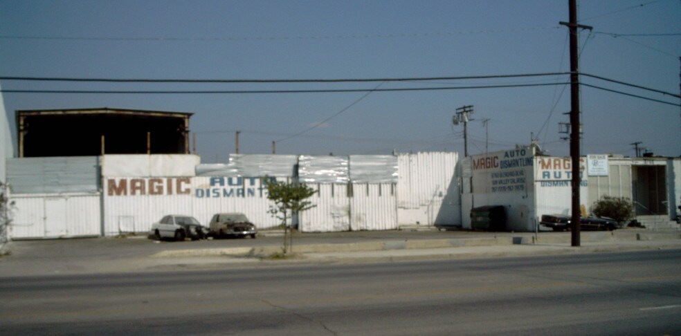 More Photos Of 9760 Glenoaks Blvd, Sun Valley Land For Lease