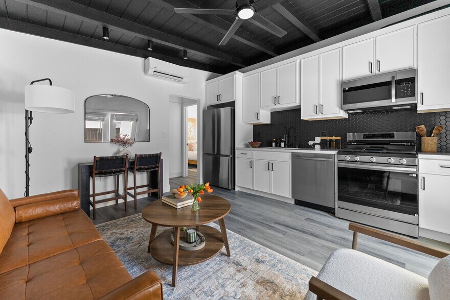 More Photos Of 2722 Nye St, San Diego Apartments For Sale