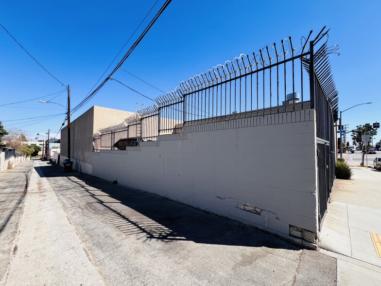 More Photos Of ,  Unknown For Sale