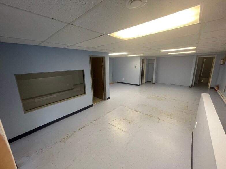 More Photos Of 3009 Murray St, Port Moody Warehouse For Lease