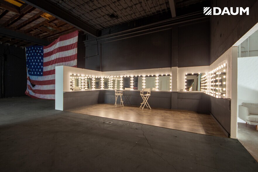 More Photos Of 3521 W Washington Blvd, Los Angeles Warehouse For Lease