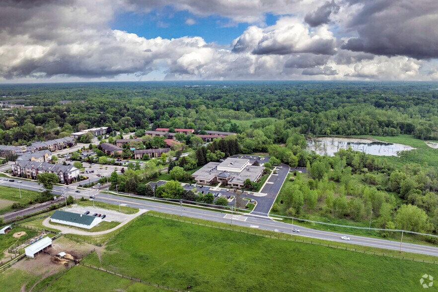 More Photos Of 4440 Hagadorn Rd, Okemos Light Manufacturing For Lease