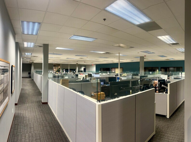 More Photos Of 2301 Jones Blvd, Coralville Medical For Lease
