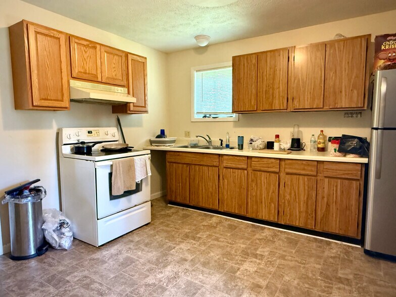More Photos Of 361-369 Broad St, Waverly Apartments For Sale