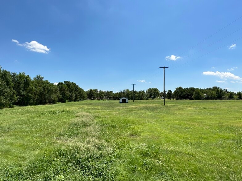 More Photos Of 700 N Texas St, Shamrock Land For Sale