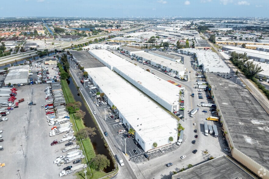 More Photos Of 9103-9119 NW 105th Way, Medley Warehouse For Lease