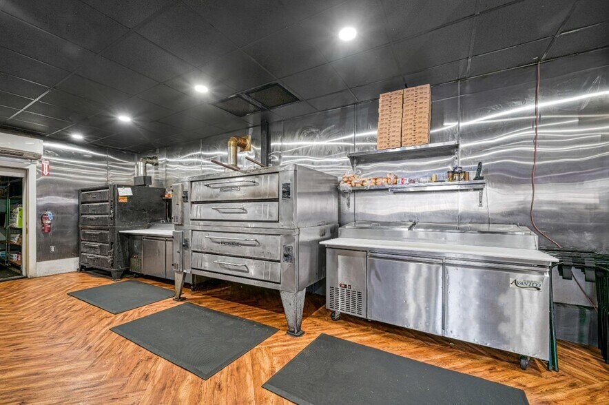 More Photos Of 37249 State Hwy 23, Grand Gorge Flex For Sale