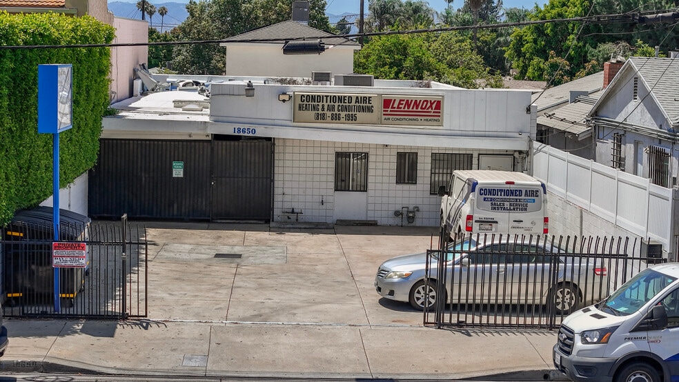 More Photos Of 18650 Parthenia St, Northridge Service For Sale