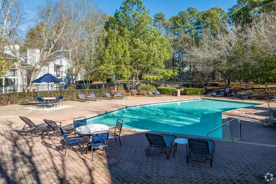 More Photos Of 5816 Covington Hwy, Decatur Apartments For Sale