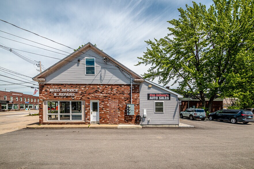 More Photos Of 45 Main St, Conway Auto Repair For Sale