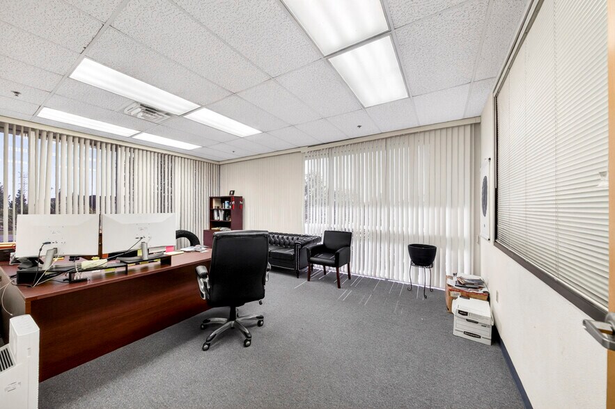 More Photos Of 13875 Live Oak Ave, Irwindale Warehouse For Sale