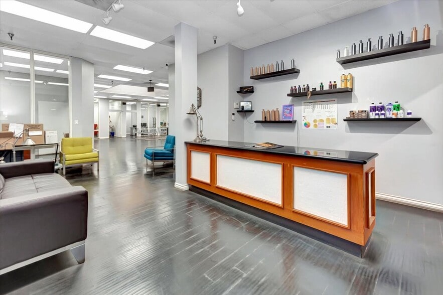 More Photos Of 1061 S Melrose St, Placentia Warehouse For Lease