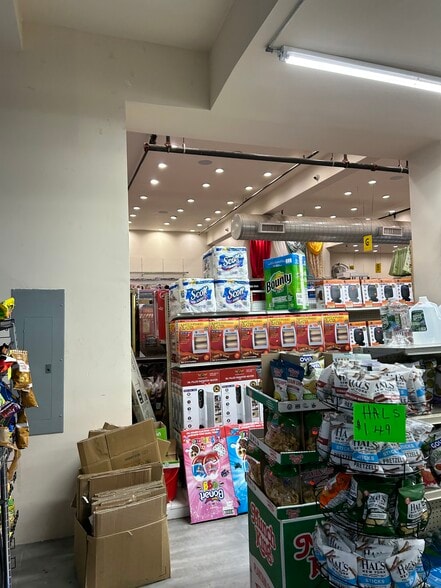 More Photos Of 1586 Pitkin Ave, Brooklyn Storefront Retail Office For Lease
