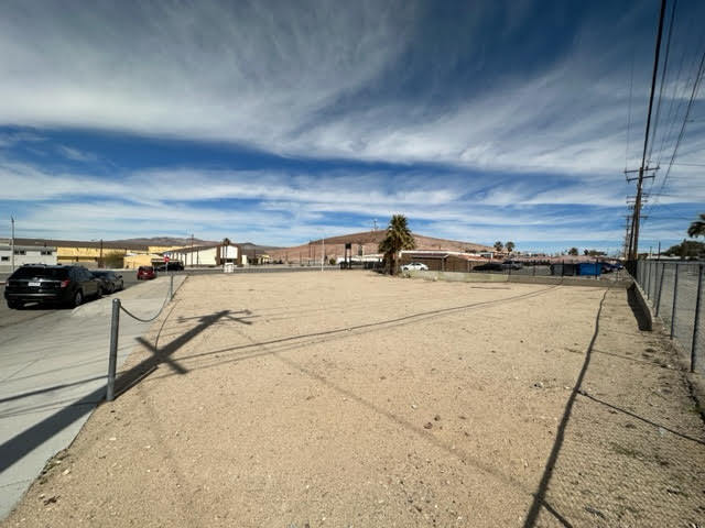 More Photos Of 970 W Main St, Barstow Land For Sale