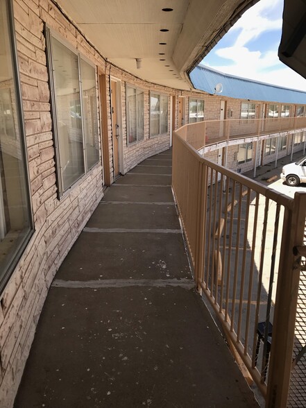 More Photos Of 609 E 15th St S, Eads Hotel For Sale