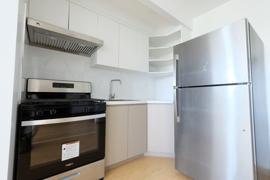 More Photos Of 6002-6020 3rd Ave, Brooklyn Apartments For Sale