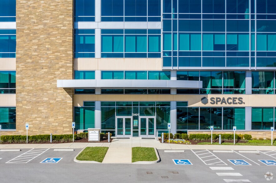 More Photos Of 3401 Mallory Ln, Franklin Office For Lease
