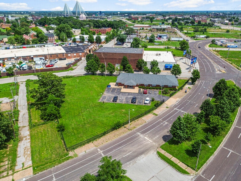 More Photos Of 1451 Mullanphy St, Saint Louis Office For Sale