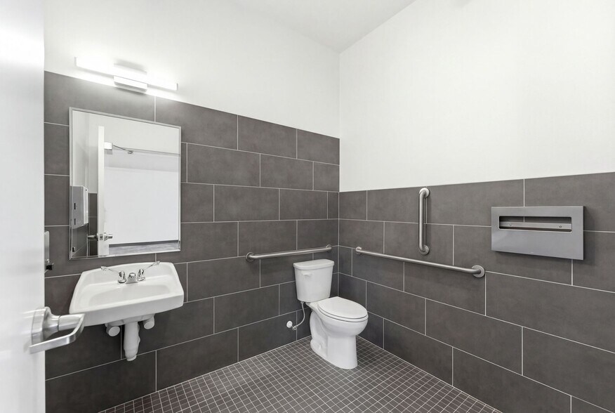 More Photos Of Phase One Unit #6, 1922 US-40 Hwy, Heber City Light Distribution For Lease