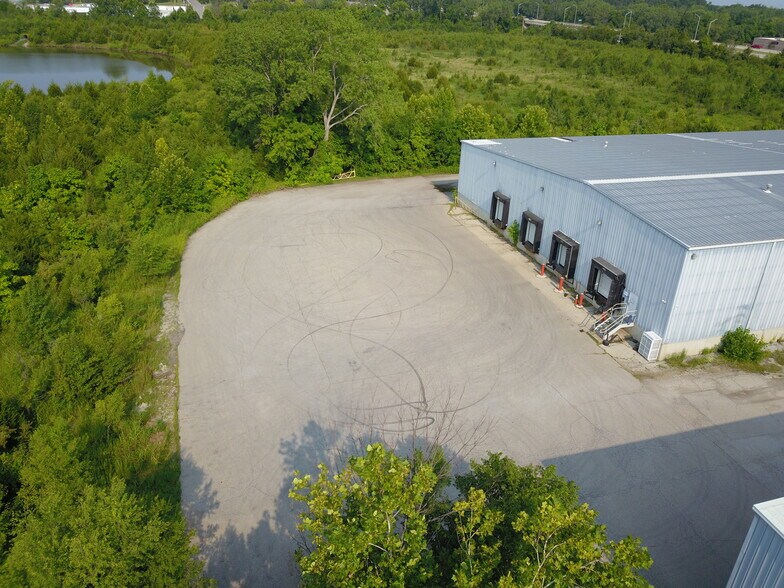 More Photos Of 19919 W Shawnee Mission Pky, Shawnee Manufacturing For Sale