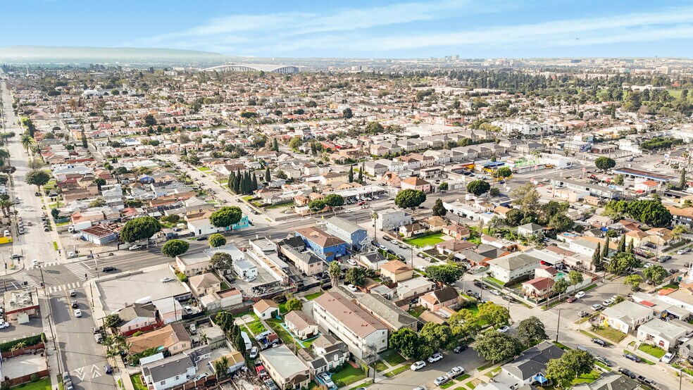 More Photos Of 3120 W 71st St, Los Angeles Apartments For Sale