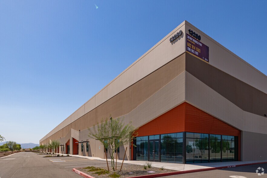 More Photos Of 13280 W Rioglass Solar Rd, Surprise Warehouse For Lease