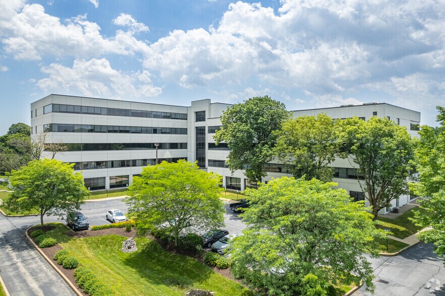 More Photos Of 4550 Linden Hill Rd, Wilmington Office For Lease