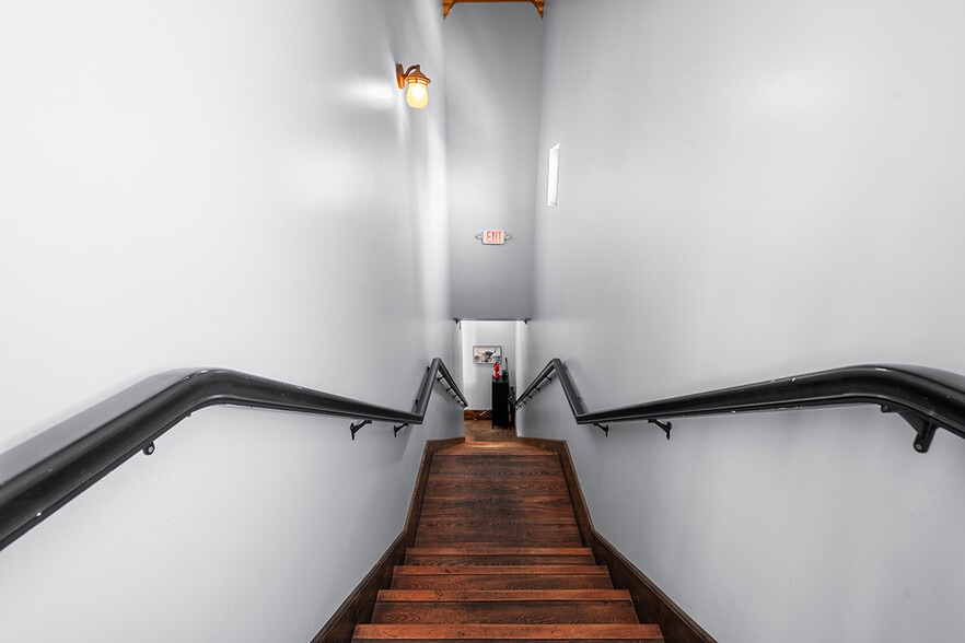 More Photos Of 4727 University Ave, San Diego Restaurant For Sale
