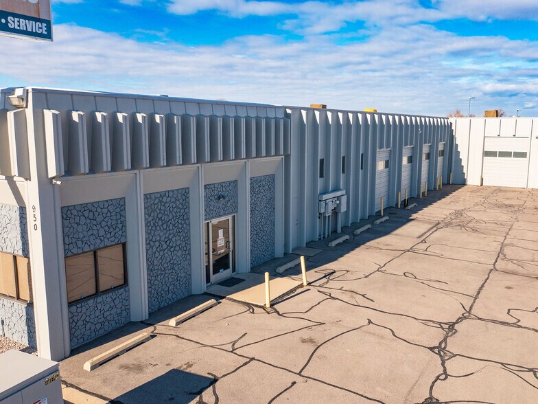 More Photos Of 950 W 2100 S, Salt Lake City Auto Repair For Lease