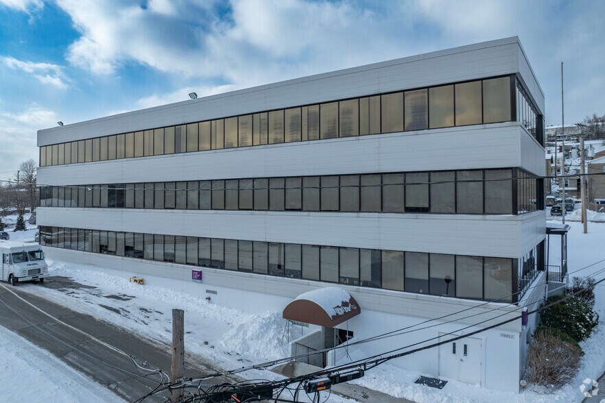 More Photos Of 221 7th St, Pittsburgh Office For Lease