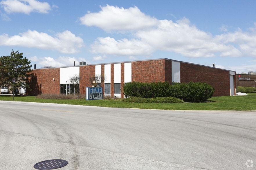 Primary Photo Of 441 E Plainfield Rd, Countryside Warehouse For Sale
