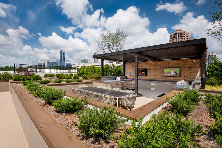 More Photos Of 3478 Lakeside Dr NE, Atlanta Apartments For Lease